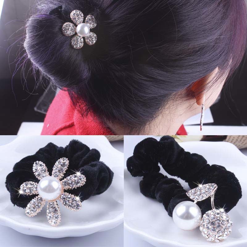 Hair Tie Velvet - 1 Stück schwarze Samt-Haargummis mit Perlen,
