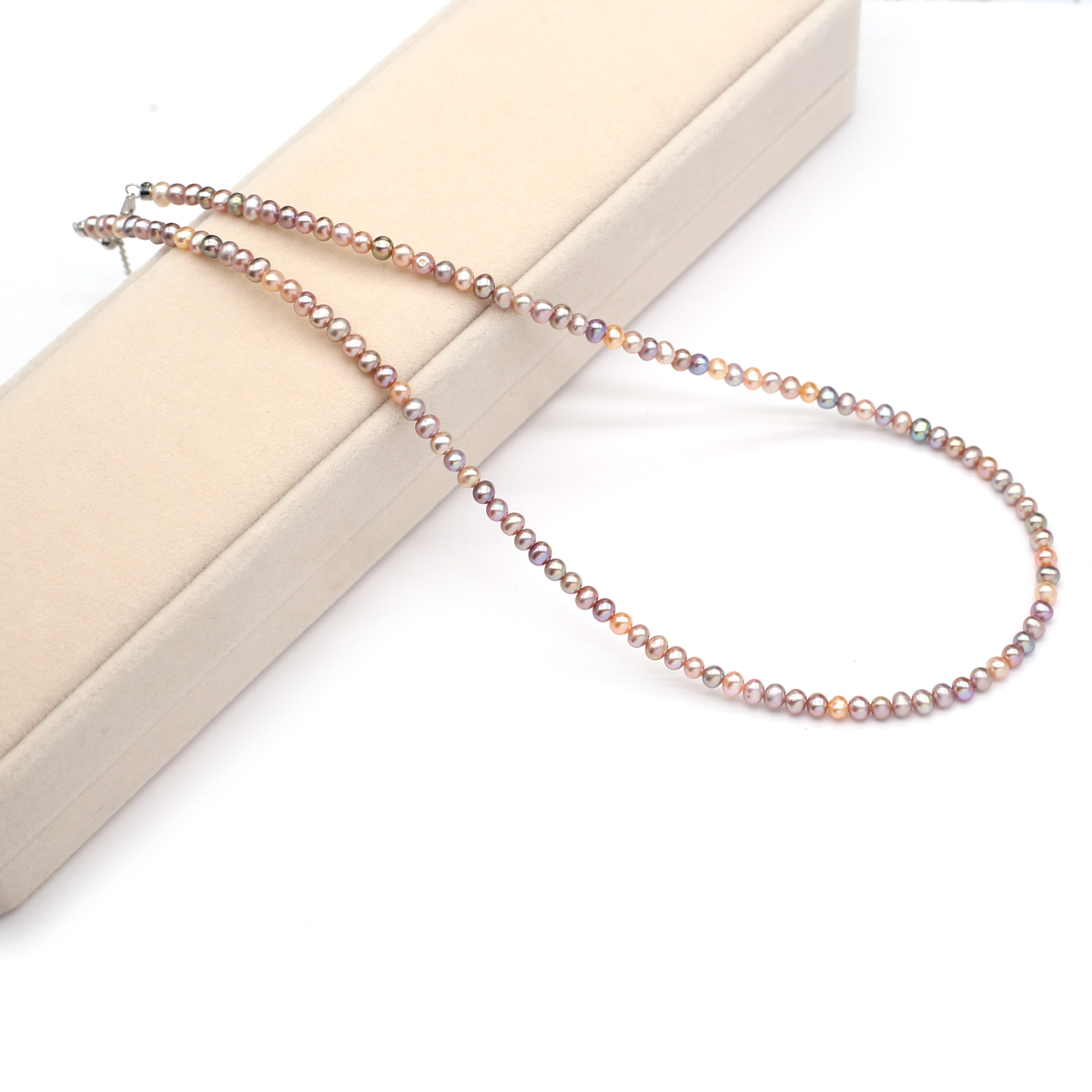 Women Accessories Jewelry - Echte natürliche Süßwasserperlen-Halskette, 3–4 mm, Farben,