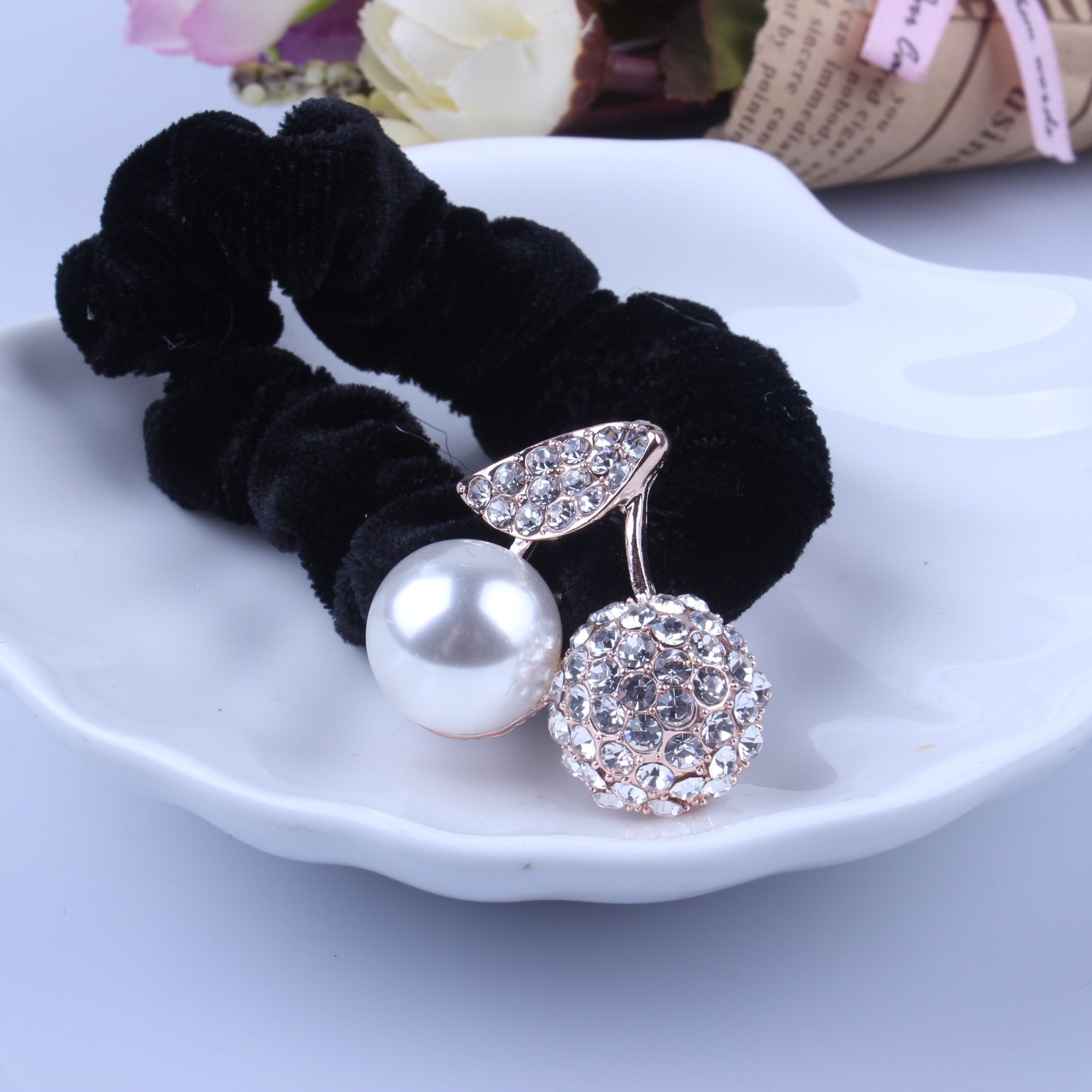 1 Stück schwarze Samt-Haargumm – Hair Tie Velvet Bewertung und Preis