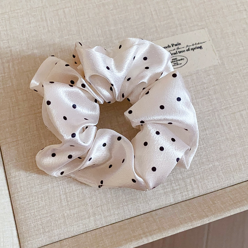 1/2 Stück Schwarz-Weiß Gepunkt – Scrunchie Satin Set Bewertung und Preis